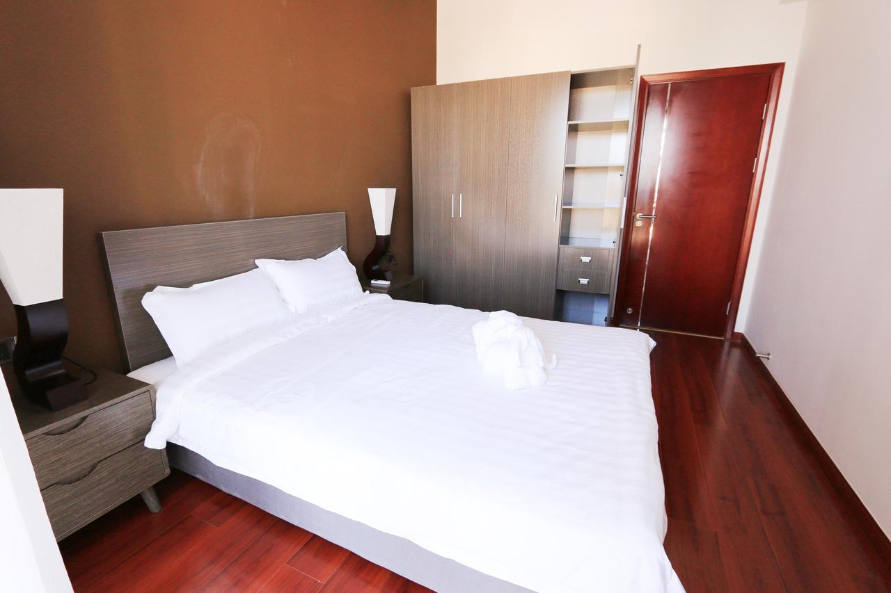 Eastland Hotel & Apartment Phnom Pen Exterior foto