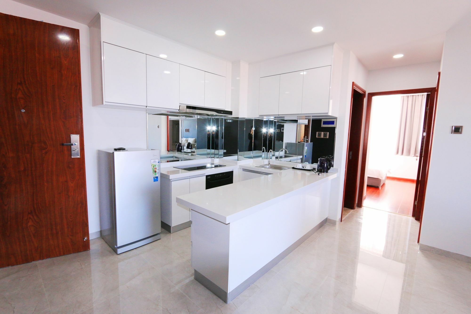 Eastland Hotel & Apartment Phnom Pen Exterior foto