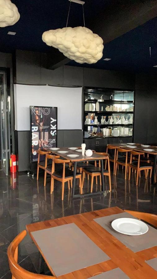 Eastland Hotel & Apartment Phnom Pen Exterior foto